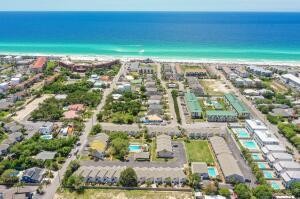 Easy Show.  Check out this beautiful townhome in Woodland Shores - Beach Home for sale in Miramar Beach, Florida on Beachhouse.com