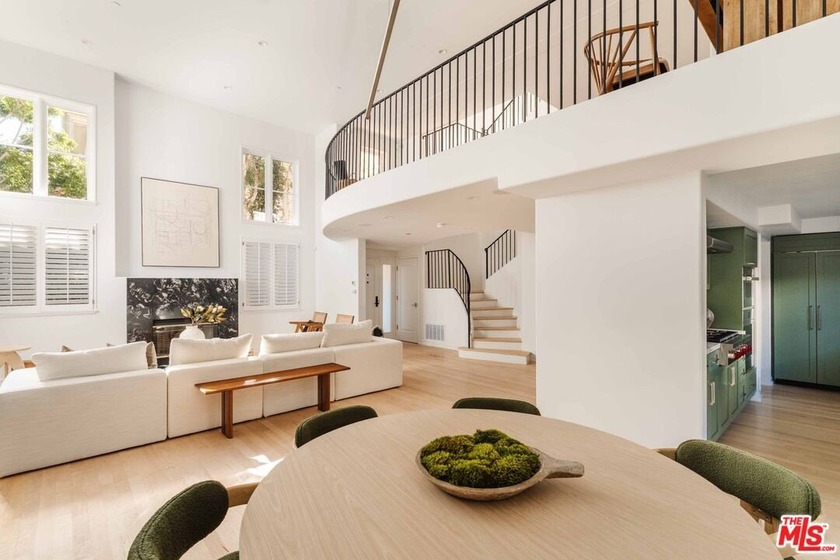 Just off Montana Avenue, this front-facing residence is the - Beach Condo for sale in Santa Monica, California on Beachhouse.com