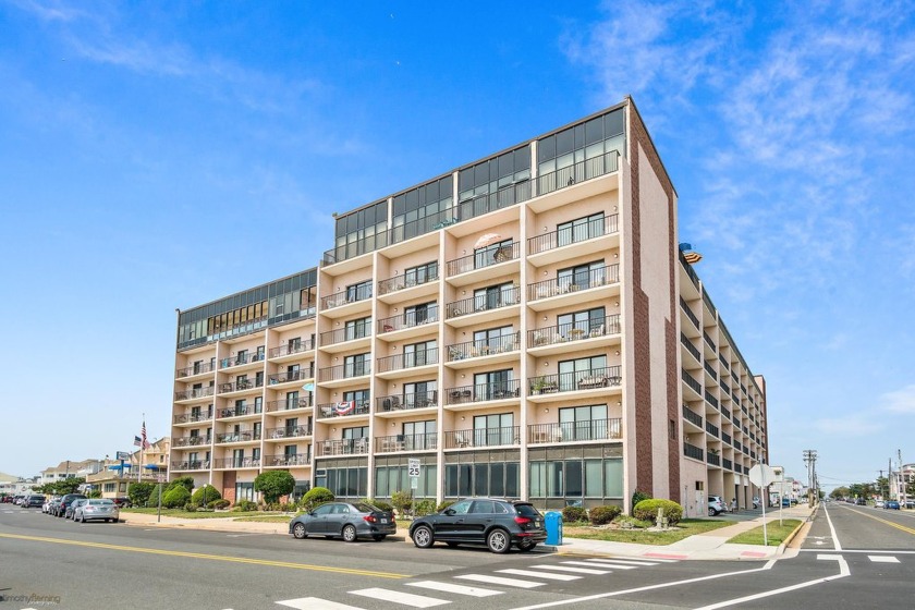 Welcome to your very own PENTHOUSE at Regency Tower featuring - Beach Condo for sale in North Wildwood, New Jersey on Beachhouse.com