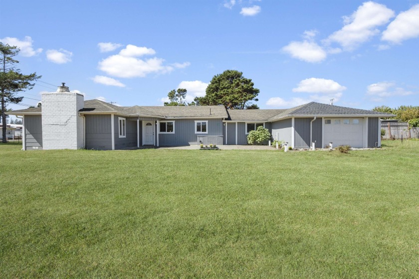 Welcome to this charming 3-bedroom, 2-bath home situated on - Beach Home for sale in Crescent City, California on Beachhouse.com