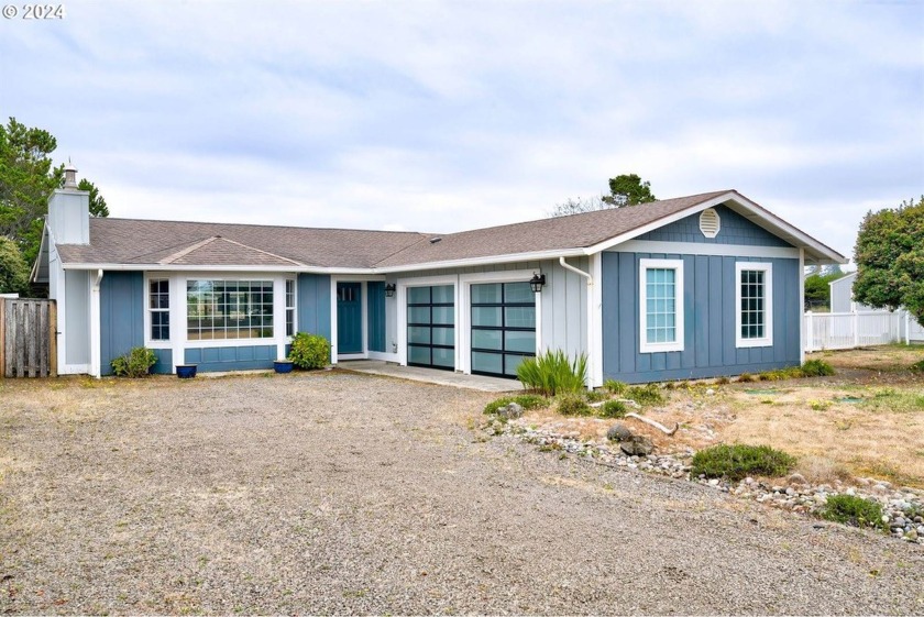 Nestled in the serene town of Ocean Park, this delightful - Beach Home for sale in Ocean Park, Washington on Beachhouse.com