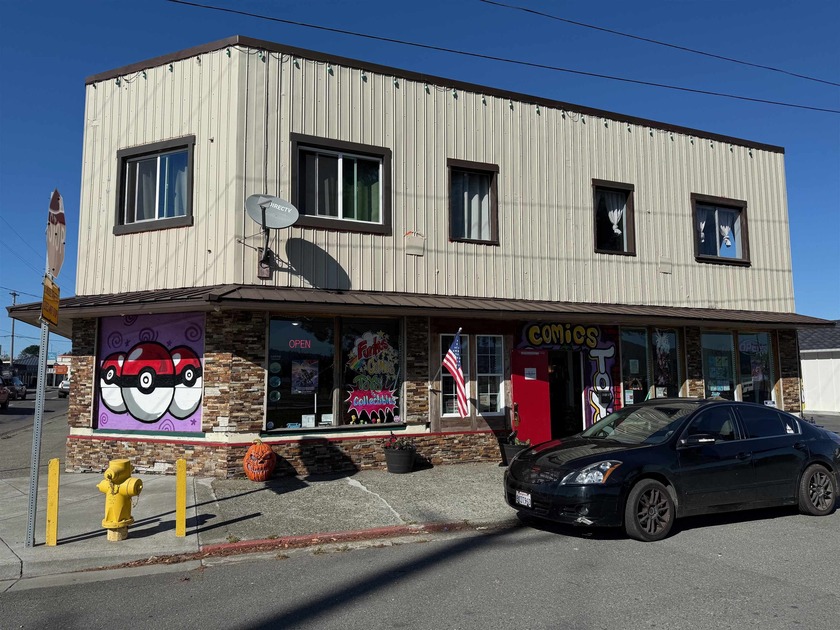 Four income streams! Welcome to 101 M St and its SUPERIOR US - Beach Commercial for sale in Crescent City, California on Beachhouse.com
