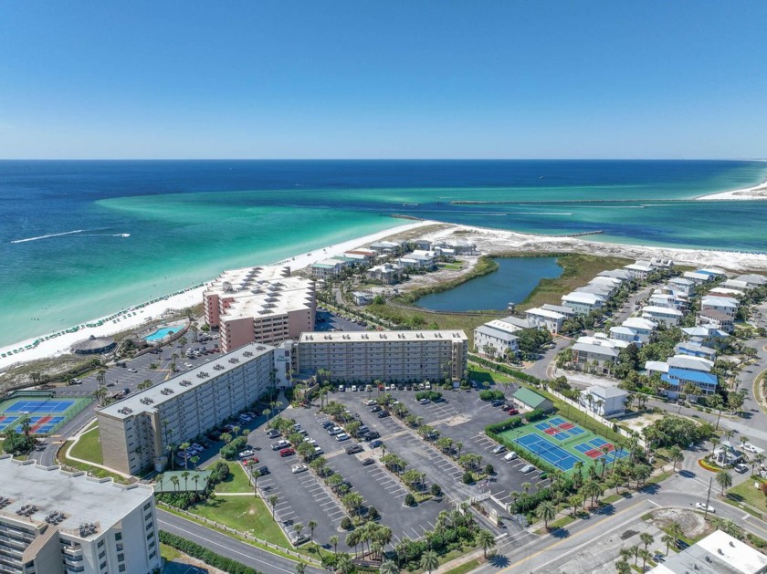 Charming Coastal Retreat - Unit #105, Islanders Condominium - Beach Condo for sale in Destin, Florida on Beachhouse.com