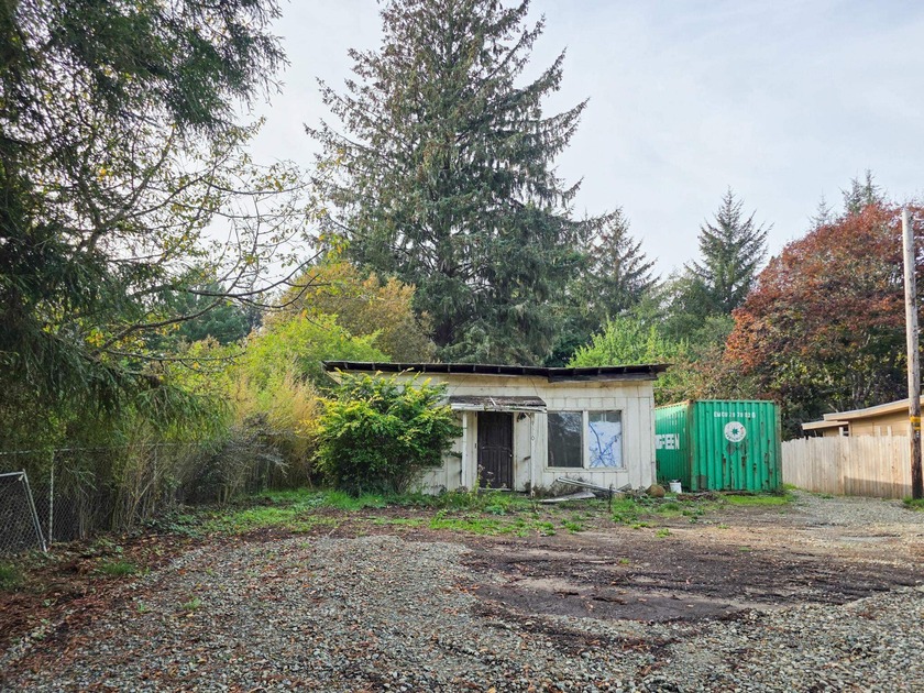 Opportunity awaits!  This approximately 0.25-acre lot is ideally - Beach Home for sale in Crescent City, California on Beachhouse.com