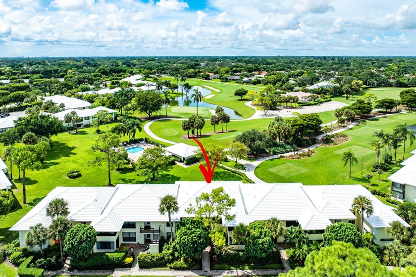 Welcome to this inviting 1stfloor home showcasing serene golf - Beach Condo for sale in Boynton Beach, Florida on Beachhouse.com