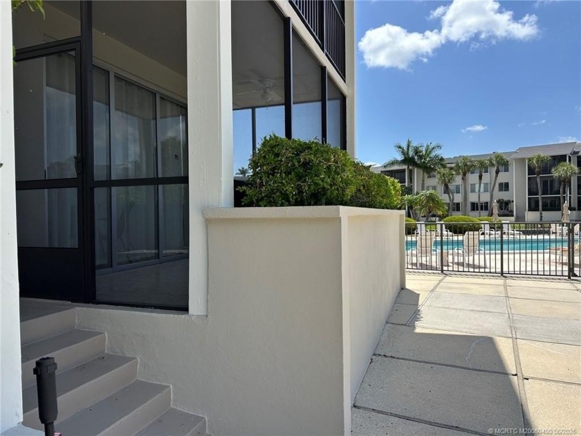Completely renovated first floor condo ready and waiting for - Beach Condo for sale in Palm Beach Gardens, Florida on Beachhouse.com