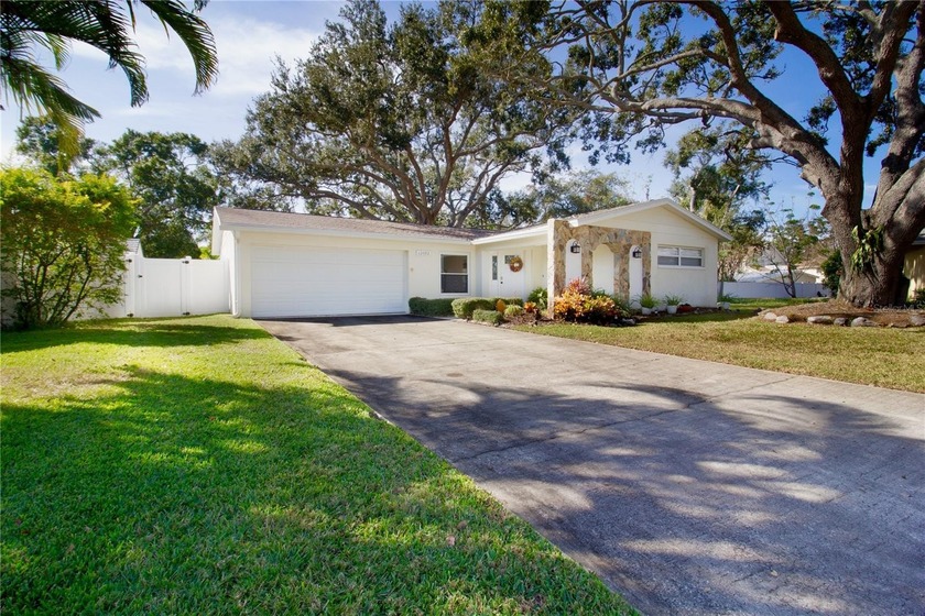 One or more photo(s) has been virtually staged. Welcome home to - Beach Home for sale in Largo, Florida on Beachhouse.com