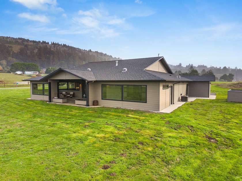 Coastal Luxury, Privacy & Nearly 2 Acres of Oceanview Living - Beach Home for sale in Smith River, California on Beachhouse.com