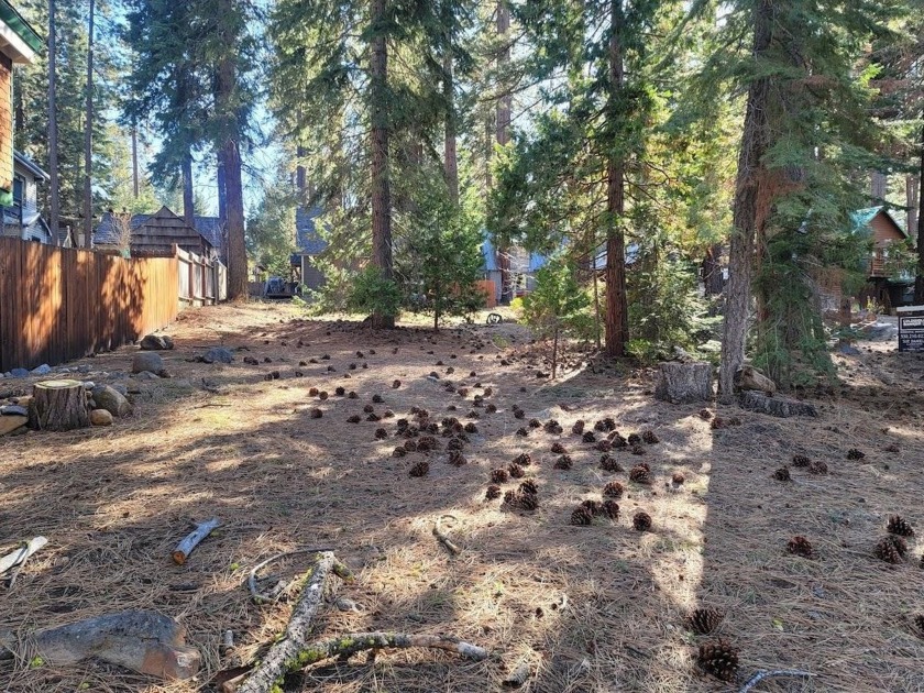 This is something quite rare: a vacant buildable lot near the - Beach Lot for sale in Tahoe Vista, California on Beachhouse.com