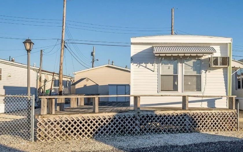 A much sought after bay front property in Shawcrest Community - Beach Home for sale in Lower Township, New Jersey on Beachhouse.com