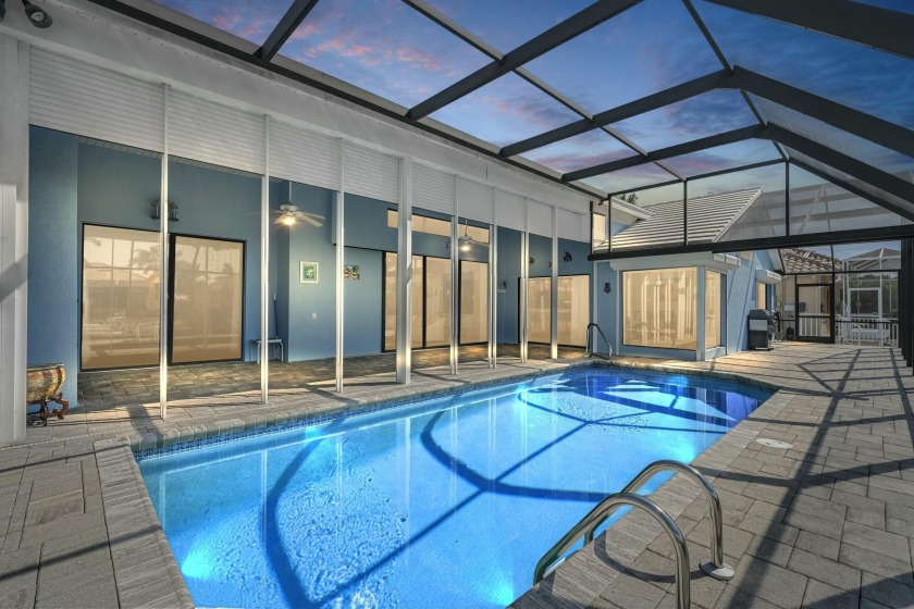 Waterfront home with 3 bedrooms, 2.5 baths, and high ceilings - Beach Home for sale in Marco Island, Florida on Beachhouse.com