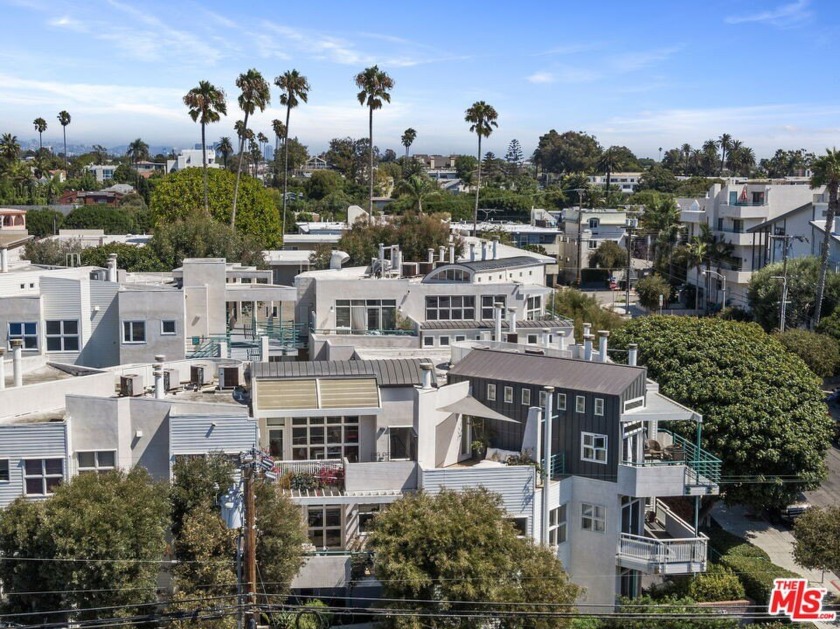 Set in one of Santa Monica's most desirable locations, This 3 - Beach Condo for sale in Santa Monica, California on Beachhouse.com
