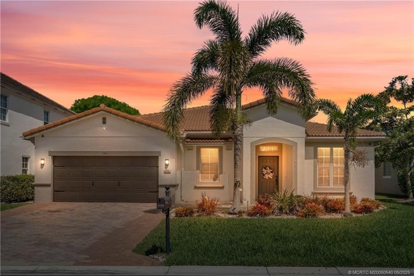 Welcome to this stunning 4-bedroom, 3-bathroom home in Palm - Beach Home for sale in Palm City, Florida on Beachhouse.com