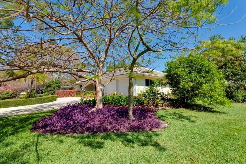 Nestled in the much desired Pinellas Point neighborhood of Saint - Beach Home for sale in St. Petersburg, Florida on Beachhouse.com