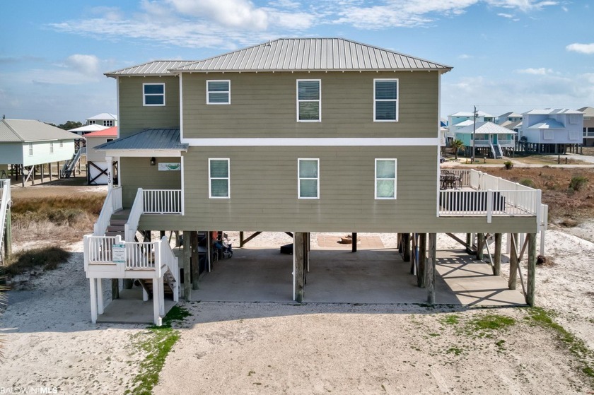 COASTAL TURNKEY HOUSE -COMPLETELY REDECORATED with fresh paint - Beach Home for sale in Gulf Shores, Alabama on Beachhouse.com