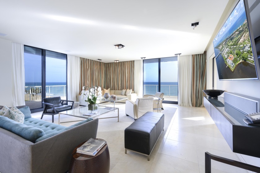 Direct Ocean Penthouse, 3 bedrooms, 3 baths, with high ceilings - Beach Condo for sale in Palm Beach, Florida on Beachhouse.com