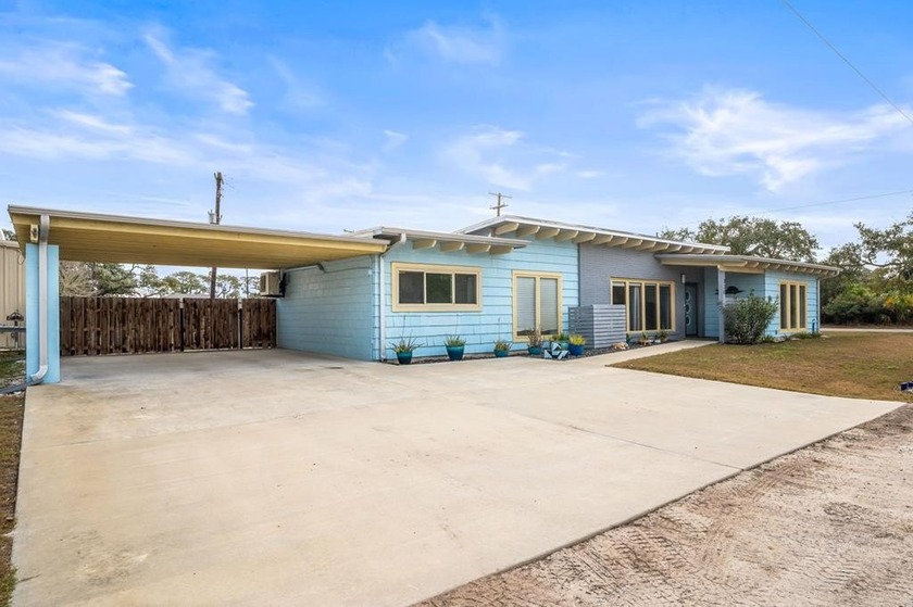 Coastal charm meets modern comfort just one block from the water - Beach Home for sale in Rockport, Texas on Beachhouse.com