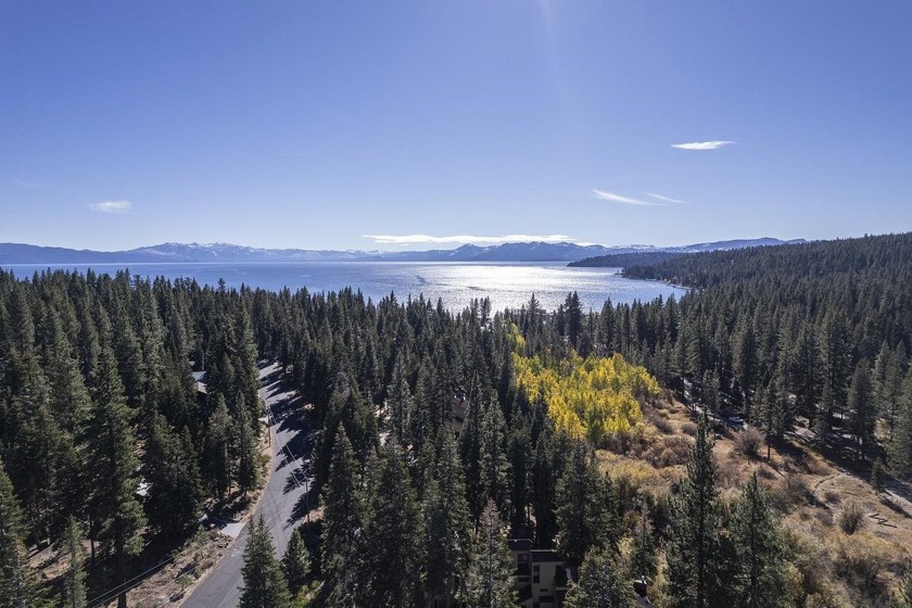 Carnelian Woods #60 is perfectly situated in the heart of - Beach Home for sale in Carnelian Bay, California on Beachhouse.com