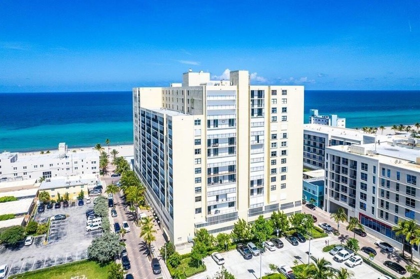 WHAT A GREAT TIME TO BUY...THIS BEAUTIFUL  SOUTHEAST LOWER - Beach Condo for sale in Hollywood, Florida on Beachhouse.com