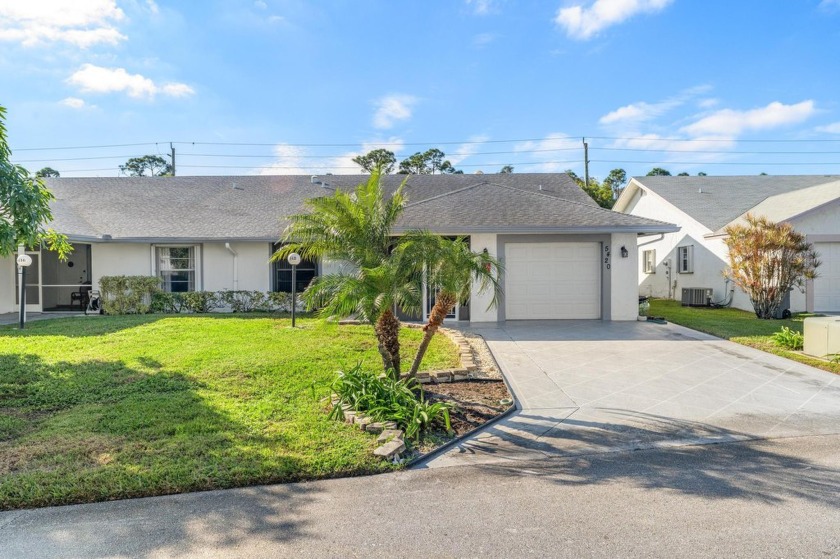 Welcome to this inviting 2 bedroom, 2 bathroom, 1 car garage - Beach Home for sale in West Palm Beach, Florida on Beachhouse.com