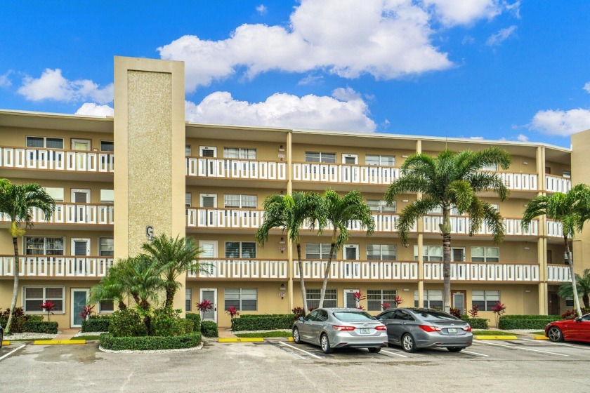 Situated in the sought-after Wellington subdivision of Century - Beach Condo for sale in West Palm Beach, Florida on Beachhouse.com