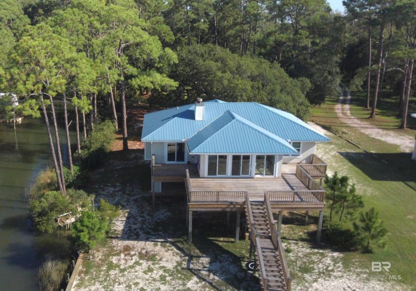 MOTIVATED SELLER! EASY TO SHOW.  Privacy plus unparalleled views - Beach Home for sale in Gulf Shores, Alabama on Beachhouse.com
