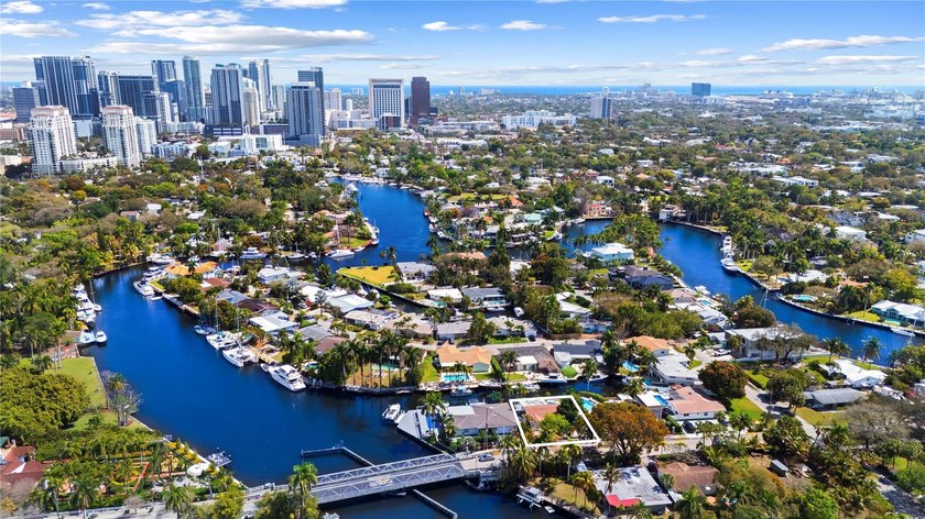 Spectacular and rare fully furnished waterfront opportunity! - Beach Home for sale in Fort Lauderdale, Florida on Beachhouse.com