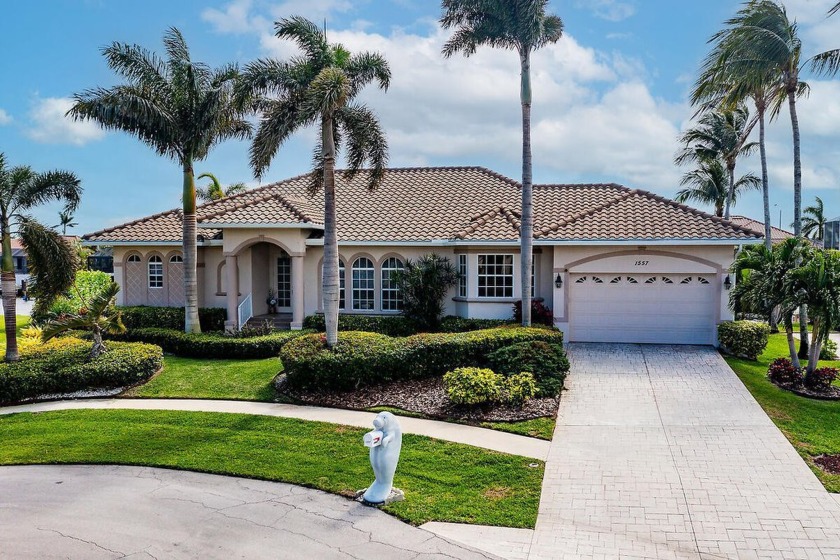 Spectacular 4-Bedroom Waterfront Home with Gulf Access



 - Beach Home for sale in Marco Island, Florida on Beachhouse.com