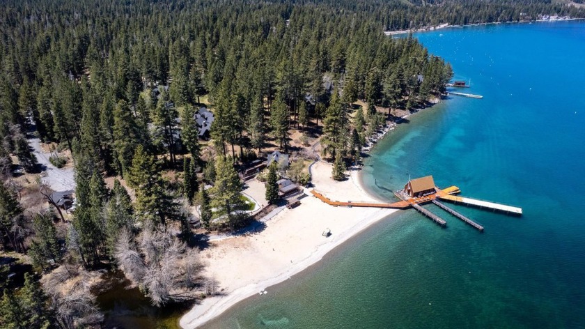 Experience the perfect blend of luxury, privacy, and modern - Beach Home for sale in Homewood, California on Beachhouse.com