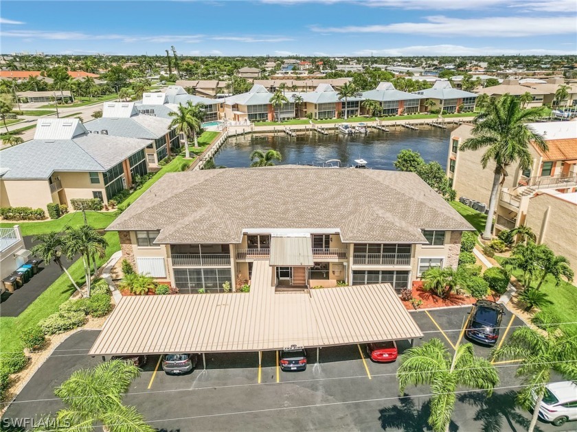 Gulf Access Condo with Deeded Boat Dock and Lift in SE Cape - Beach Condo for sale in Cape Coral, Florida on Beachhouse.com