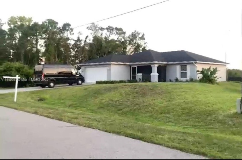 Excellent income-producing property ideal for investors - Beach Home for sale in Lehigh Acres, Florida on Beachhouse.com