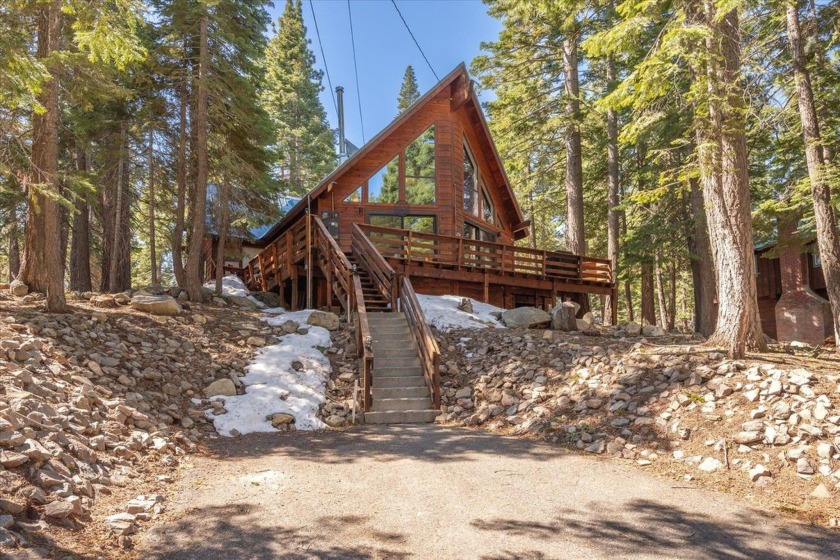 Nestled in the highly sought-after Chamberlands development - Beach Home for sale in Tahoma, California on Beachhouse.com
