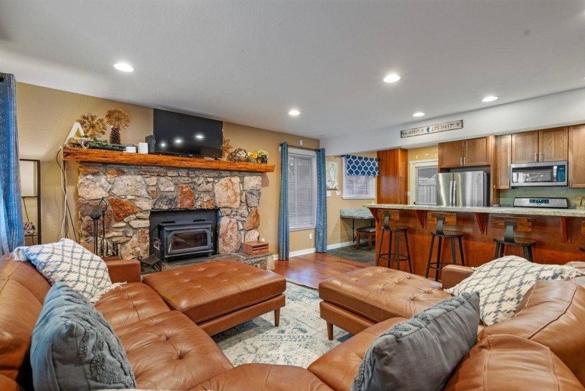 A beautiful luxury mountain home located on the charming West - Beach Home for sale in Tahoma, California on Beachhouse.com