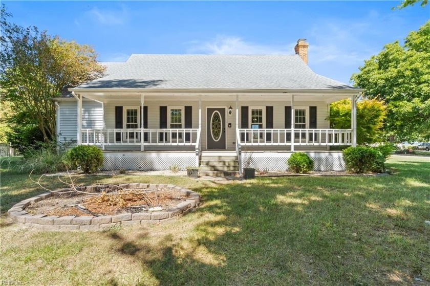 BEAUTIFUL CAPE COD HOME WITH A VIEW OF THE PAGAN RIVER ON A - Beach Home for sale in Smithfield, Virginia on Beachhouse.com