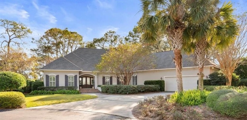 Welcome to 112 Cascades St, an exquisite home located on the - Beach Home for sale in Saint Simons, Georgia on Beachhouse.com