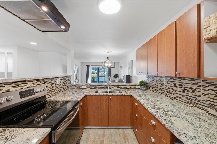 Enjoy easy South Florida living in this beautifully renovated - Beach Condo for sale in Tamarac, Florida on Beachhouse.com