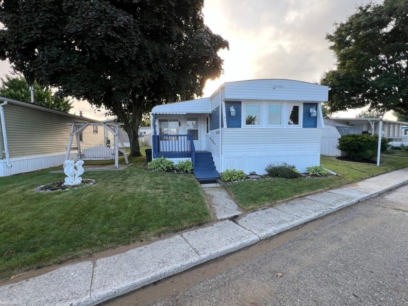 Summer may be over, but the shoreline is still beautiful!  Come - Beach Home for sale in Port Sanilac, Michigan on Beachhouse.com