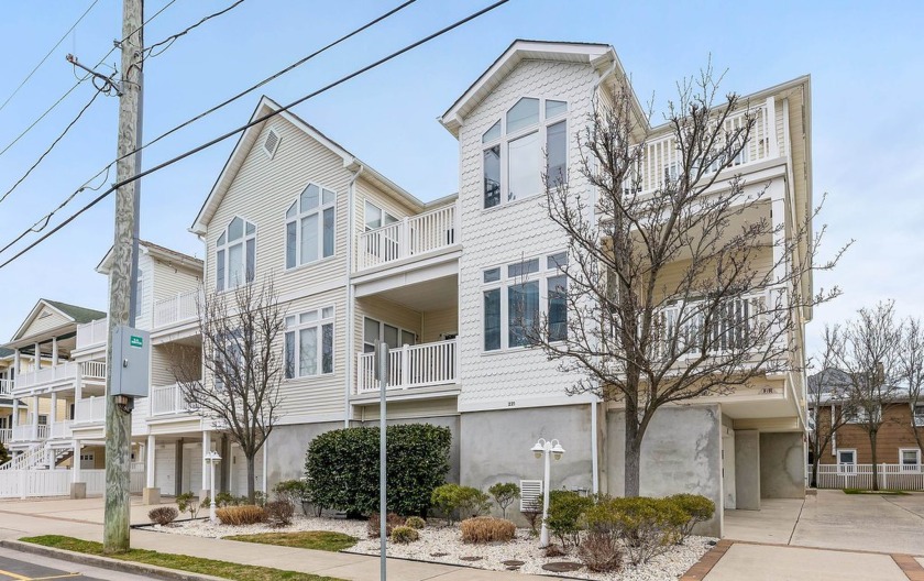 Welcome to your dream shore getaway! This spacious 3-bedroom - Beach Condo for sale in Wildwood, New Jersey on Beachhouse.com