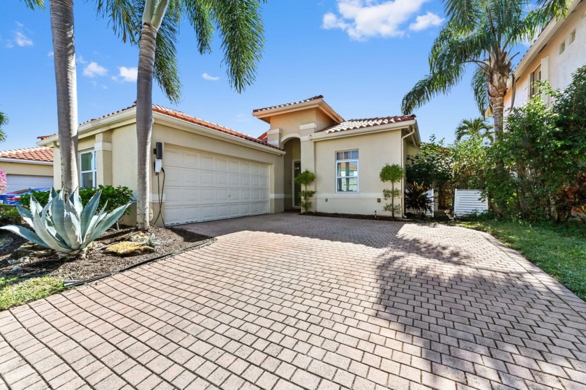 Discover the perfect blend of comfort and elegance in this - Beach Home for sale in Lake Worth, Florida on Beachhouse.com