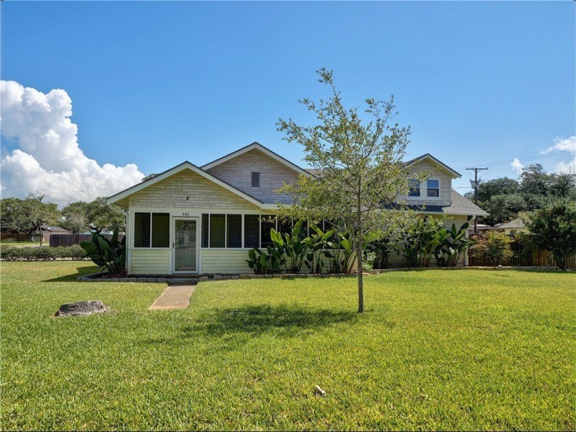 Well maintained 4 bedroom home on a large corner lot located in - Beach Home for sale in Aransas Pass, Texas on Beachhouse.com