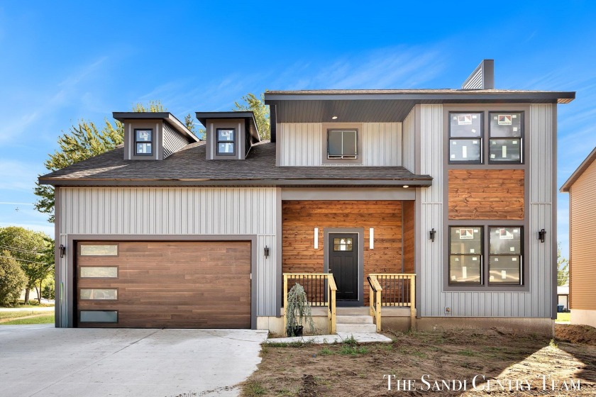 Beautiful New Construction in Grand Haven! Nearly complete, this - Beach Home for sale in Grand Haven, Michigan on Beachhouse.com