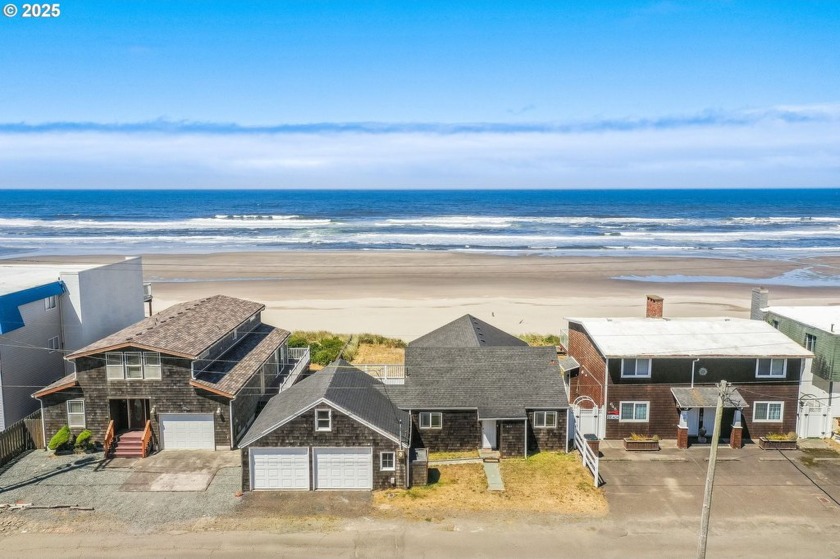 Oceanfront Cottage just feet from the sand & surf awaits you! - Beach Home for sale in Rockaway Beach, Oregon on Beachhouse.com