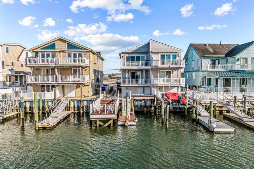 Welcome to 2048 Ocean Drive a breathtaking Waterfront home - Beach Townhome/Townhouse for sale in Avalon, New Jersey on Beachhouse.com