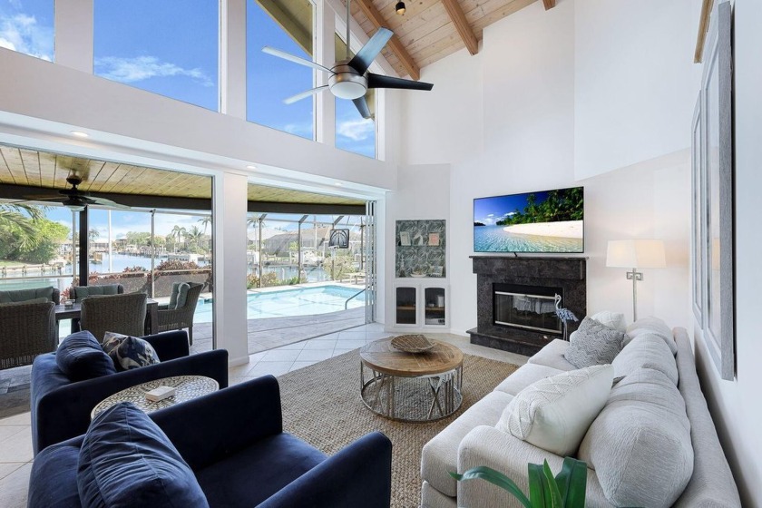 SPECTACULAR WATERFRONT HOME WITH BREATHTAKING VIEWS!  This - Beach Home for sale in Marco Island, Florida on Beachhouse.com
