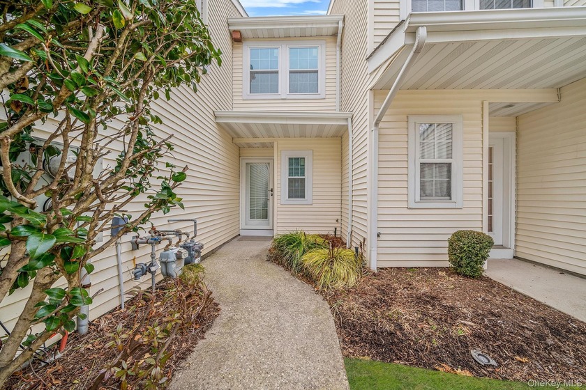 If you've been searching for a move-in ready condo, in a gated - Beach Condo for sale in Bayport, New York on Beachhouse.com