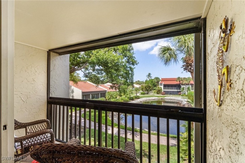 Lakeview Townhome with Private Balcony in The Landings! Live - Beach Townhome/Townhouse for sale in Fort Myers, Florida on Beachhouse.com