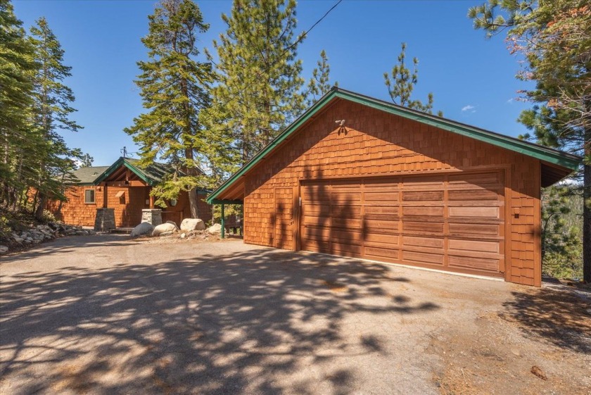 Welcome to 521 Sweetwater, a classic mountain retreat perched - Beach Home for sale in Meeks Bay, California on Beachhouse.com