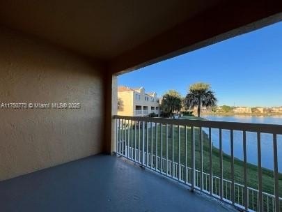BEAUTIFUL 2 BEDROOM, 2.5 BATH TOWNHOUSE/CONDO WITH EXCEPTIONAL - Beach Condo for sale in Fort Lauderdale, Florida on Beachhouse.com