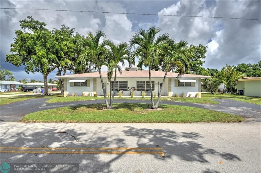 WOW!! EAST OF US 1  HUGE OVER SIZED CORNER LOT DUPLEX WITH 14 - Beach Home for sale in Pompano Beach, Florida on Beachhouse.com