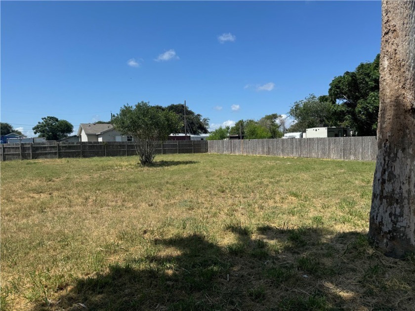 Awesome opportunity to build your new home in this 0.3 acre - Beach Lot for sale in Corpus Christi, Texas on Beachhouse.com